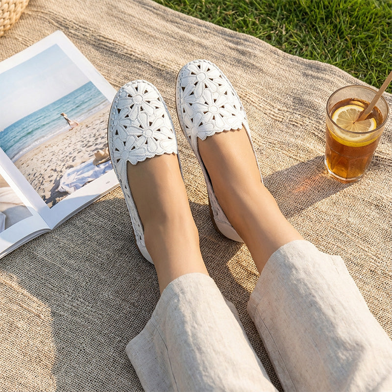 Aniwa | Floral Cut-Out Comfort Loafer